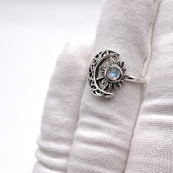 Genuine Rainbow Moonstone .825 Sterling Silver Filigree Crescent Moon & Sun Ring - Picture 15 of 17